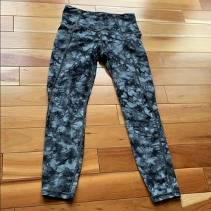 Athleta Tie Dye Leggings XS